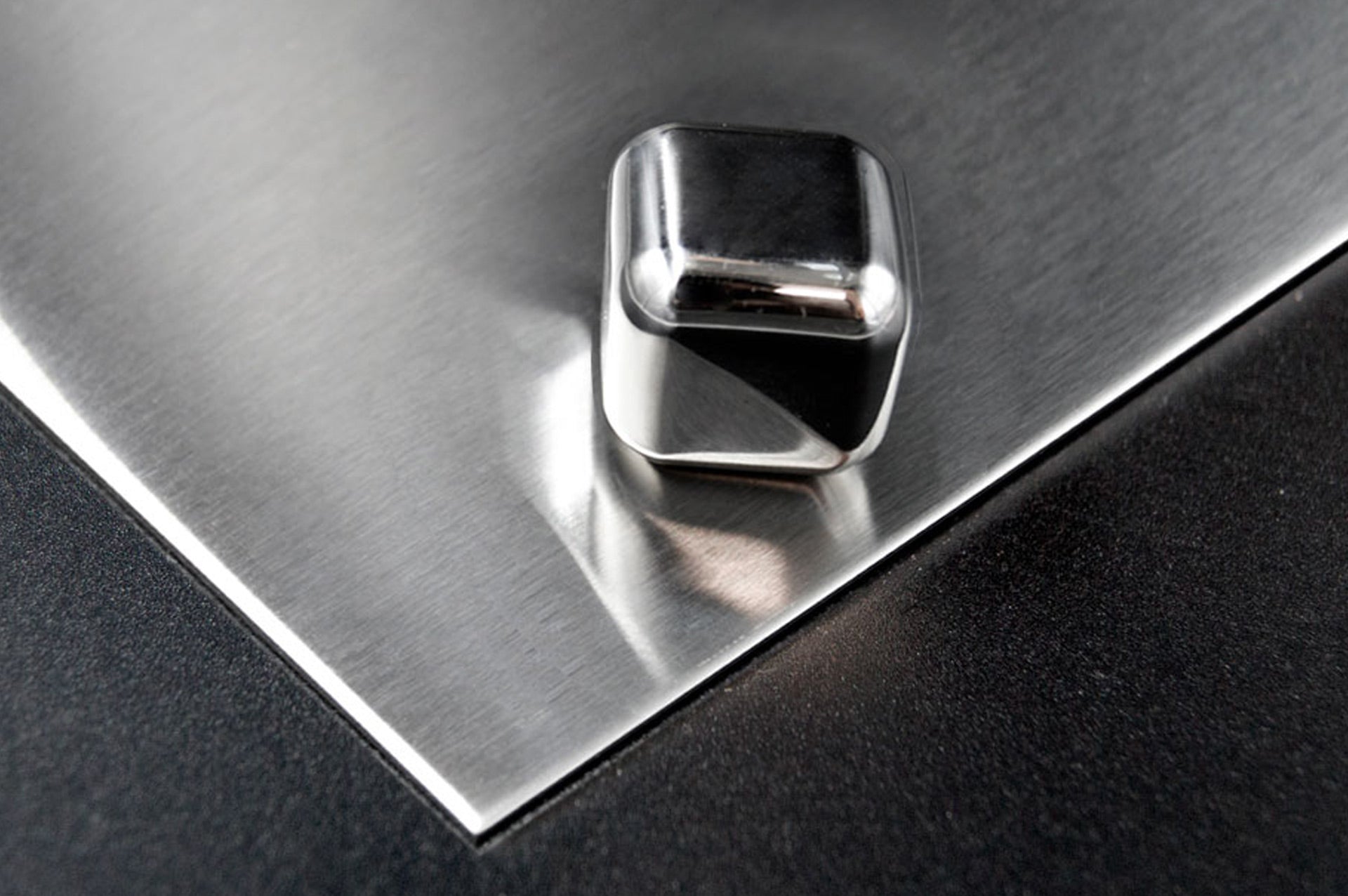 Chapa de acero inoxidable de 1,5 mm Corte de chapa hasta 1000x1000mm, 1,32 €