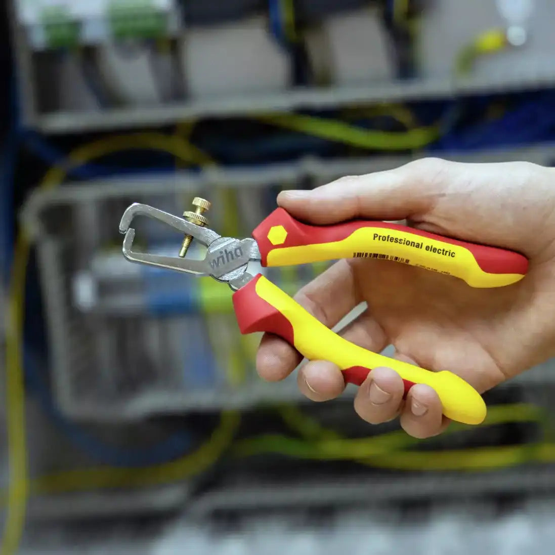 Alicates pelacables 1000V Wiha 160mm