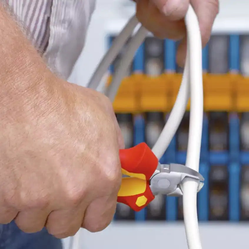 Juego de alicates 4 Professional electric 1000V Wiha 26852