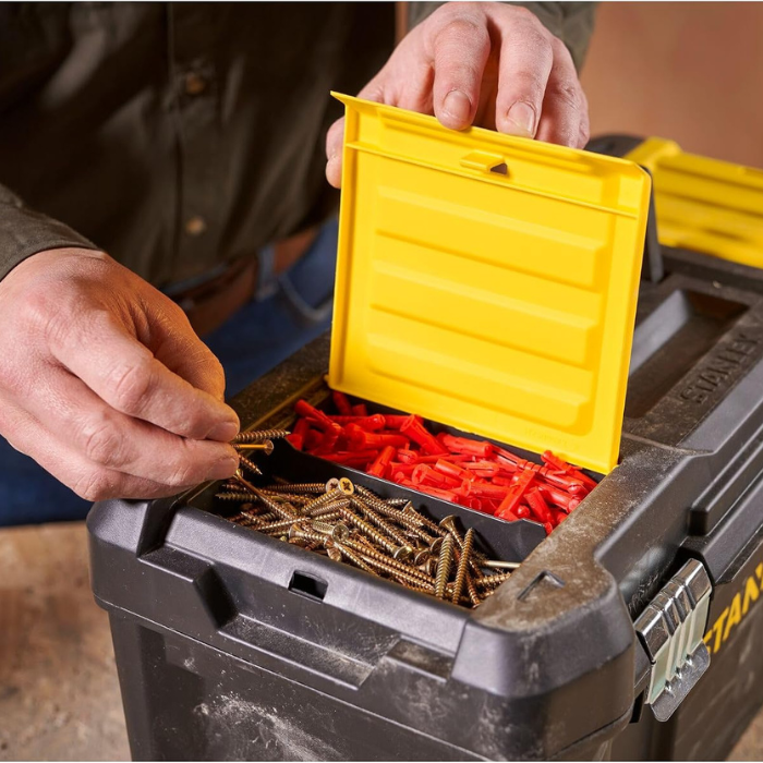 Caja de herramientas STANLEY Essential 48,2cm