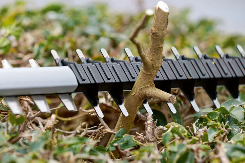 Tijeras cortasetos de Bosch GHE 18V-60