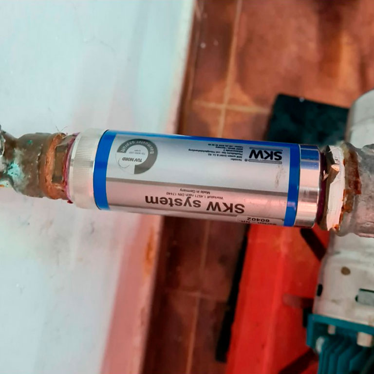 Descalcificador de Agua sin Sal SKW 100 S