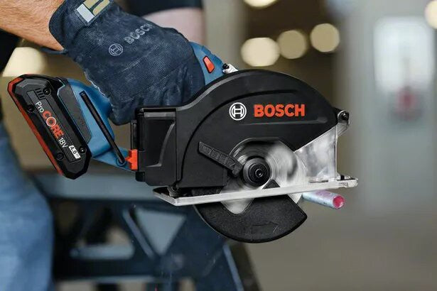 Sierra Circular Bosch GKM 18V-50