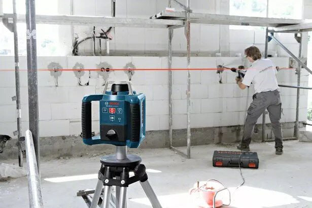 Set Medidor Láser Giratorio Bosch GRL 300 HV + Accesorios