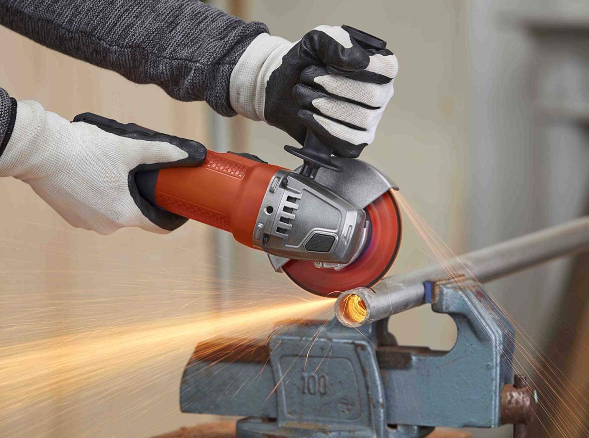 Amoladora Angular Black+Decker BEG110 750w 115mm