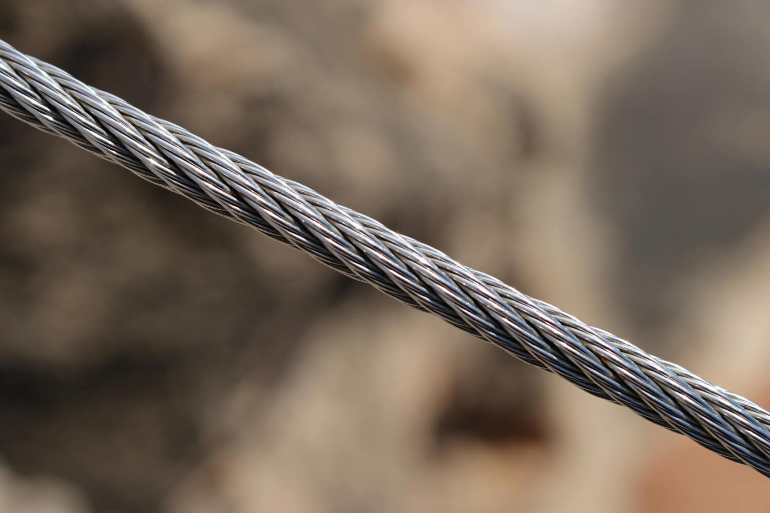 Cómo elegir y usar un cable de acero inoxidable correctamente
