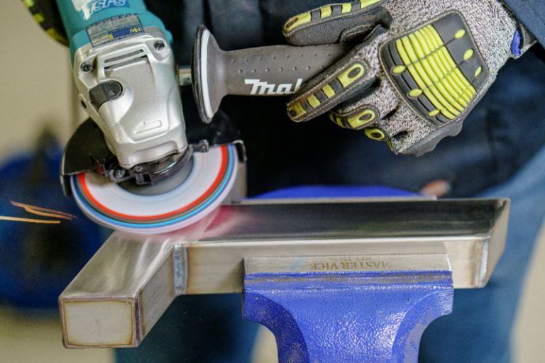 Cómo pulir el acero inoxidable