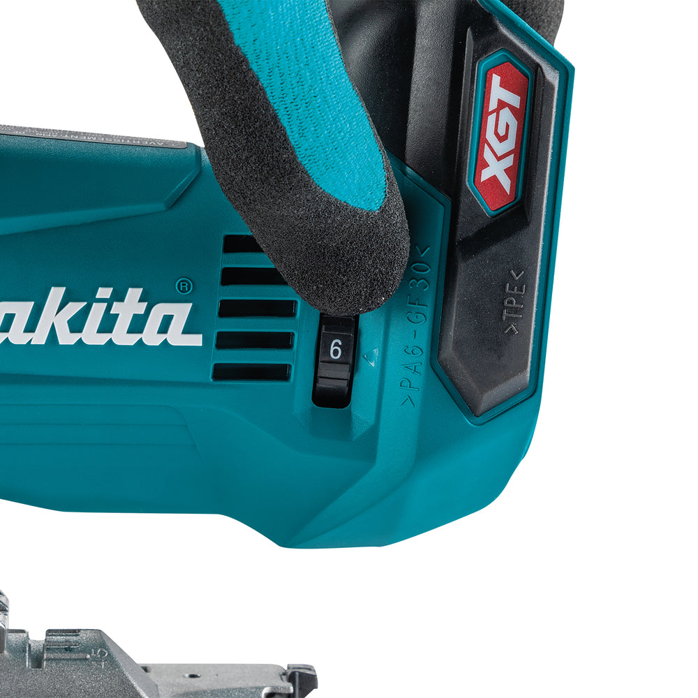 Sierra de calar XGT Makita | 40Vmax 3.500rpm 26 mm | JV002GZ